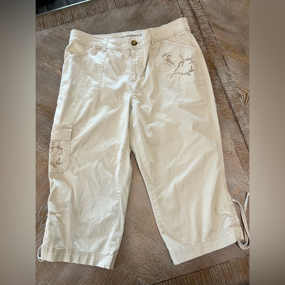 Croft & Barrow Beige Natural Fit Capri Crop Pants Sz 14 Waist 36” Inseam 18”